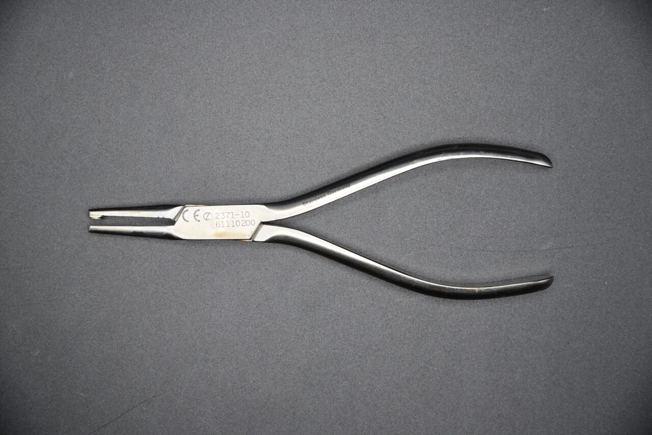 ZIMMER 2371-10 ORTHOPEDIC BENDING CLAMP — photo 1