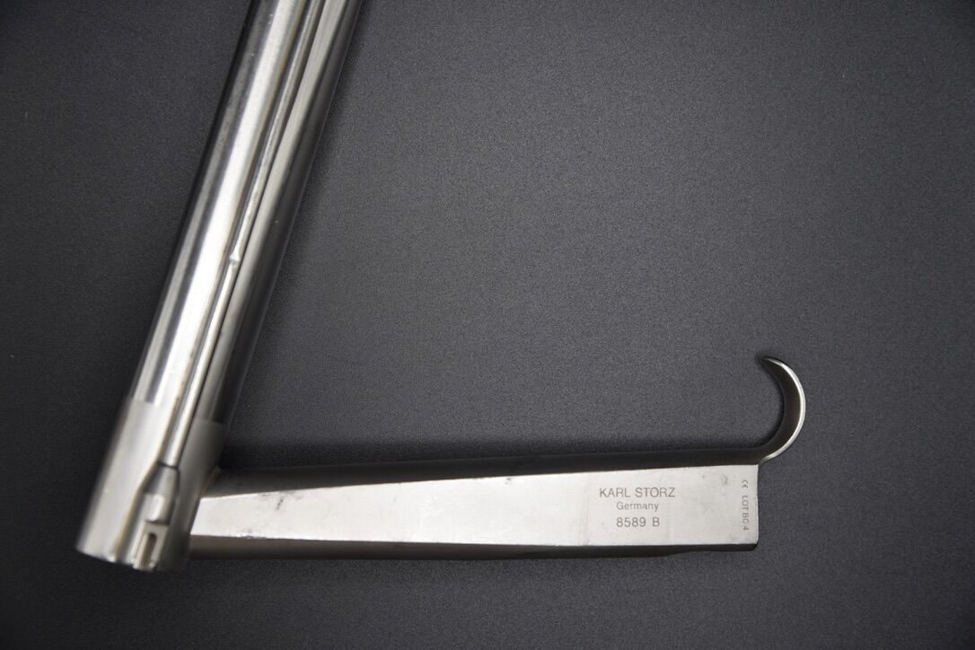 KARL STORZ 8589B  RUDERT Triangle Laryngoscope, Size Large — photo 3