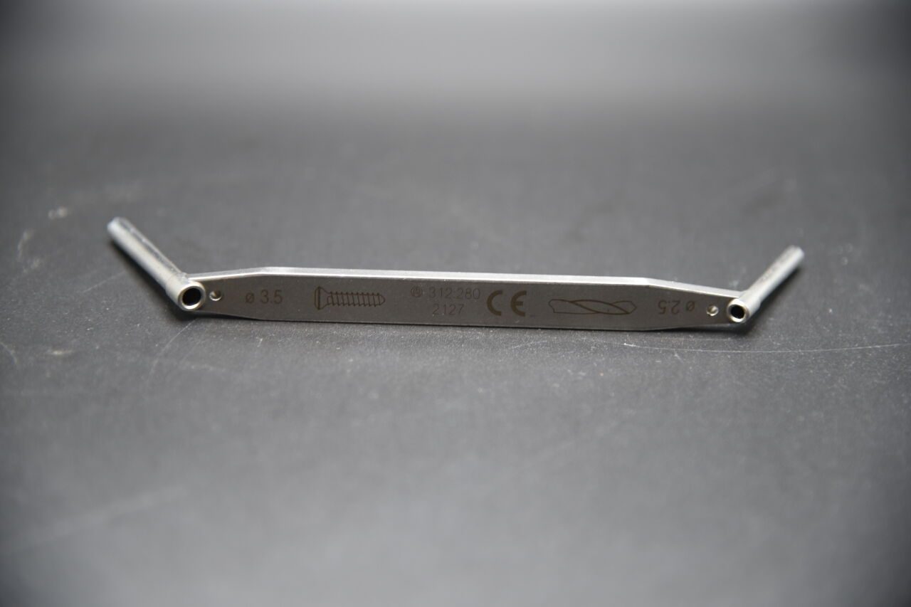 SYNTHES 312.280 DOUBLE DRILL SLEEVE — photo 1