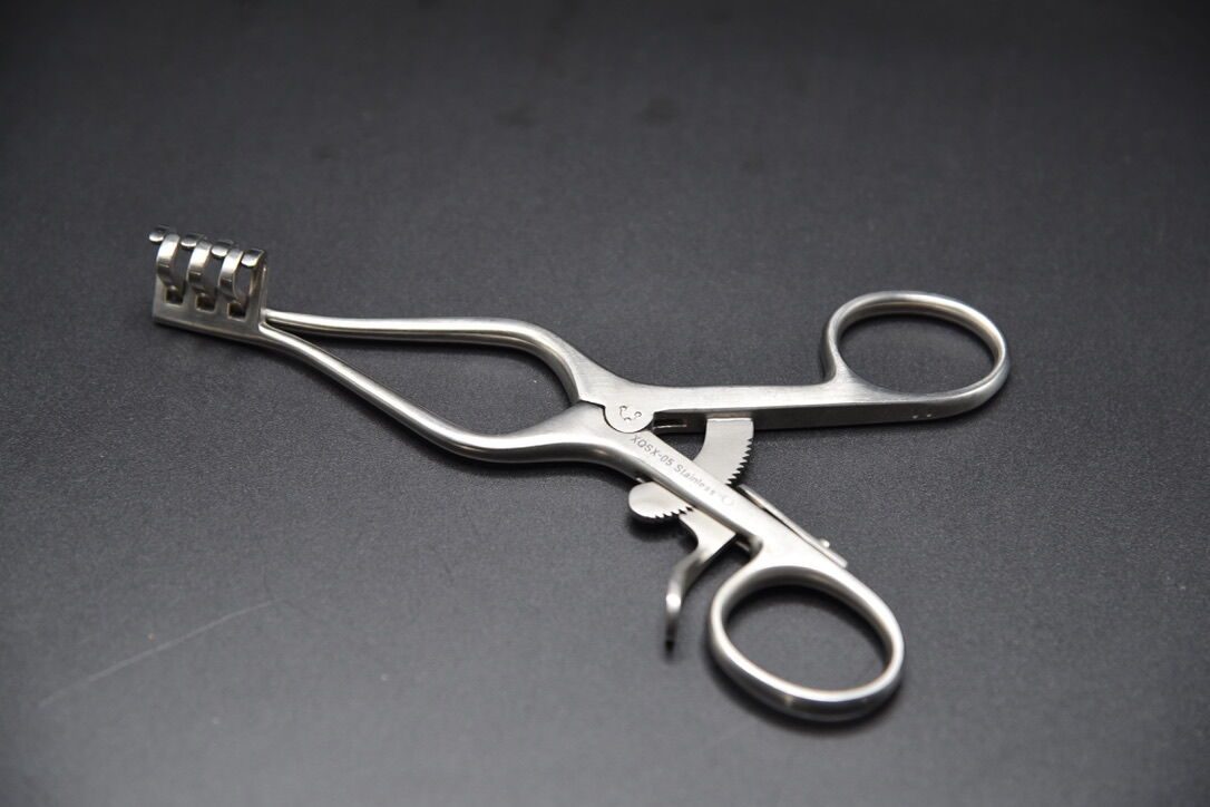 JARIT SA3110-001 V. Mueller SU3110-001 Weitlaner Retractor, Blunt, Overall Length 5.5", 3x4 Prongs — photo 2