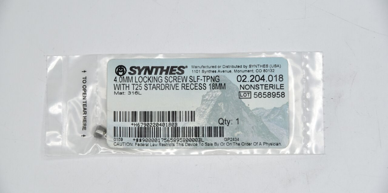 SYNTHES 02.204.018 4.0MM LOCKING SCREW SLF-TPNG WITH T25 STARDRIVE RECESSS 18MM — photo 1