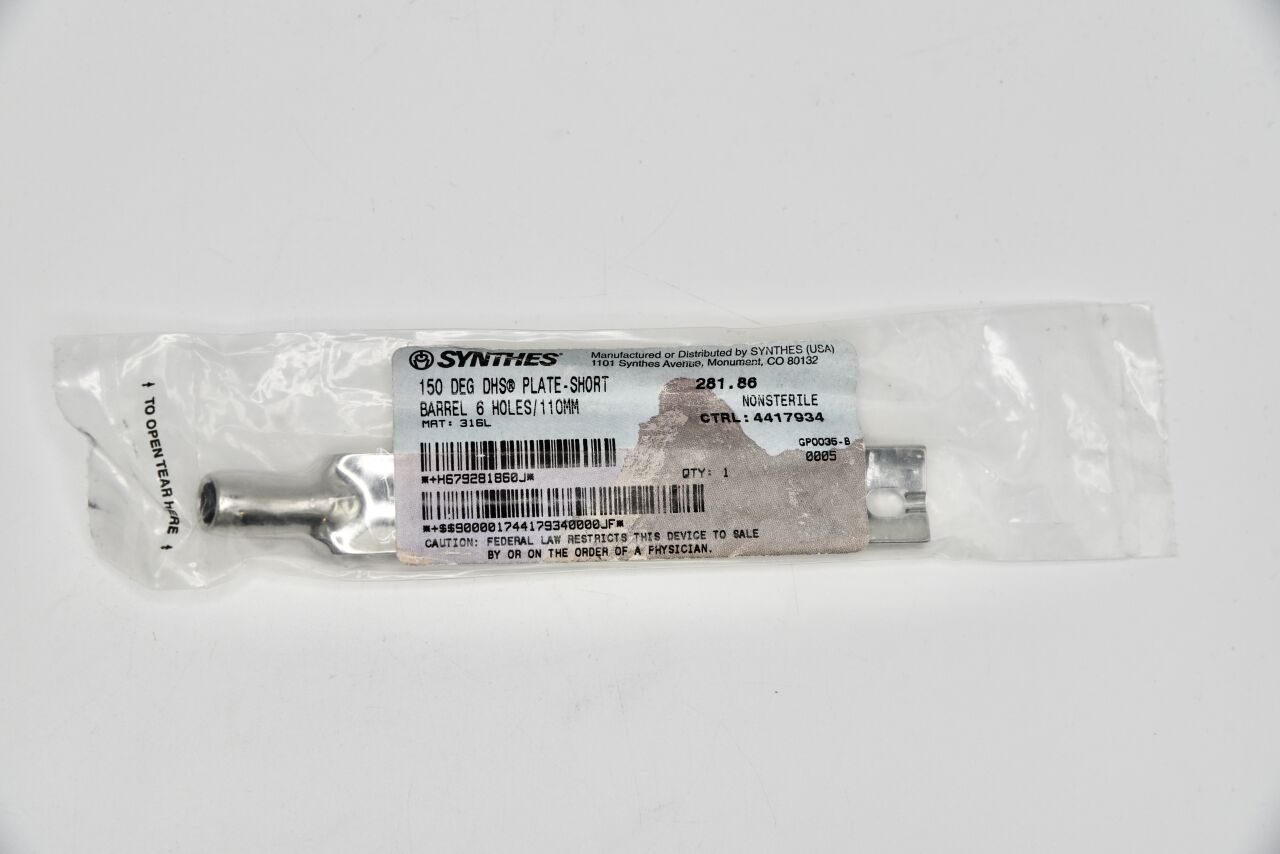 SYNTHES 281.86  150 DEG DHS PLATE-SHORT BARREL 6 HOLES/110MM