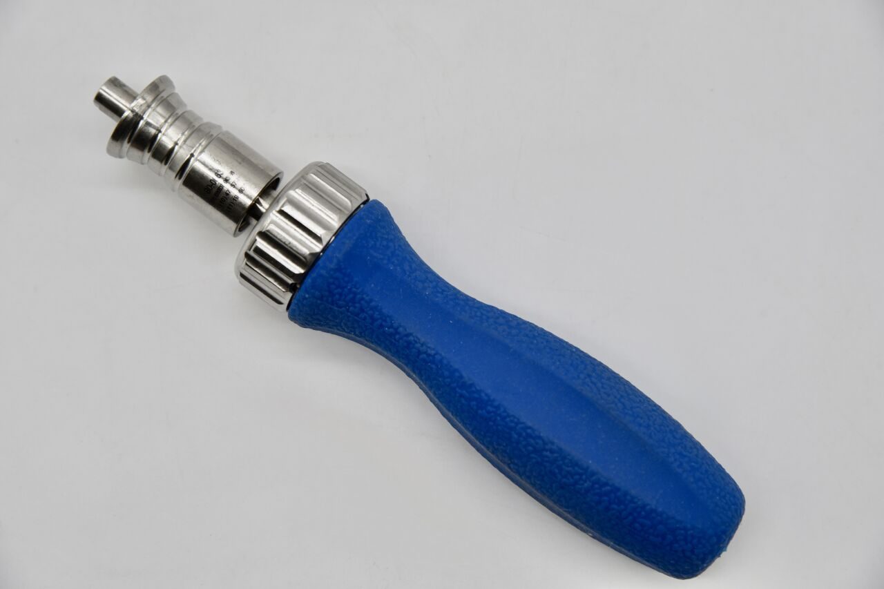 ACUMED 80-0663 Medium Ratcheting Driver Handle OrthopedicGP Surgery Theater — photo 1