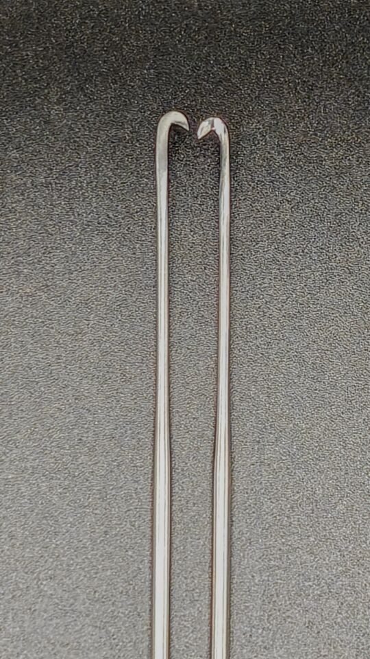 MOXIE 2mm Arthroscopy Hook Knife — photo 3
