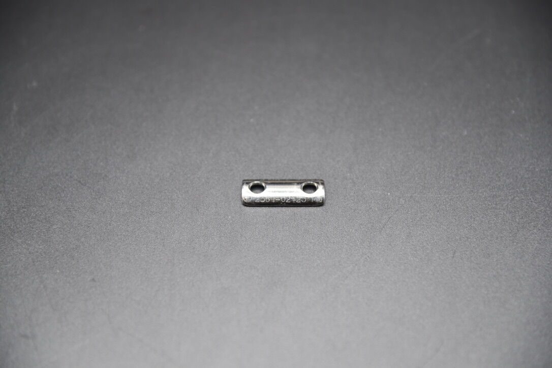 ZIMMER 2361-02 SURGICAL 2 HOLE 25MM PLATE — photo 2