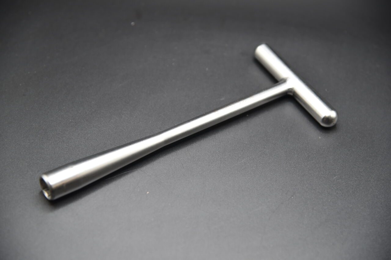 SYNTHES 355.14 355.140 T-Handle 11mm Cannulated Socket Wrench US286 — photo 4