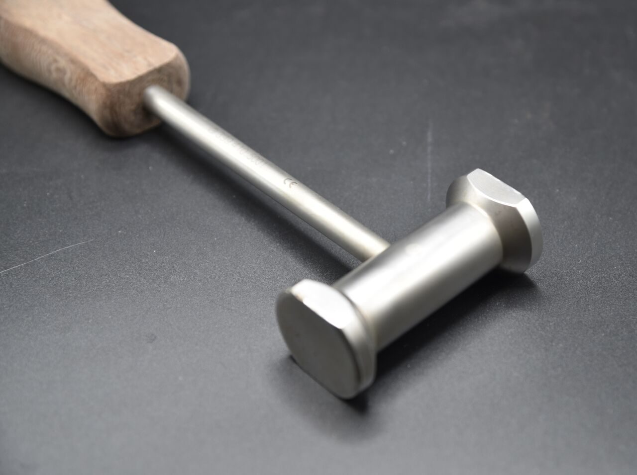 SYNTHES 399.410  399.41 Lightweight Hammer Mallet (350 g) — photo 2