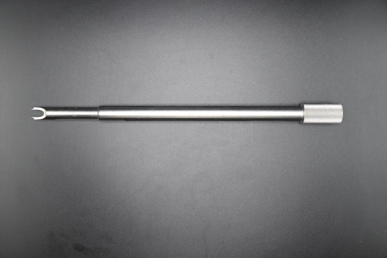 SYNTHES 388.366 SWISS Screwdriver with Knurled Handle For Click 'X Locking Cap — photo 1