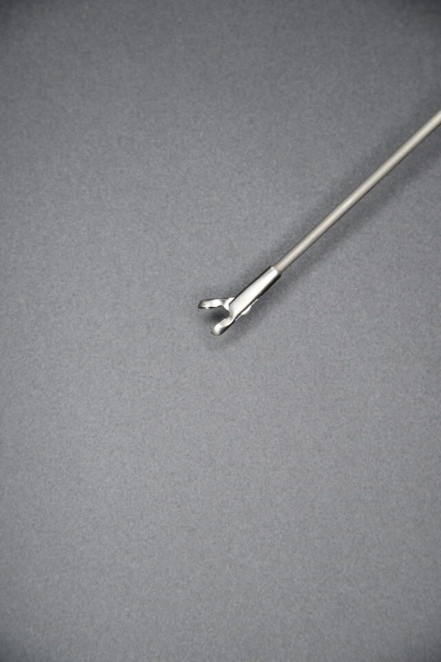 KARL STORZ 8591T Surgical 23cm Straight Kleinsasser Round Cup Forceps — photo 3