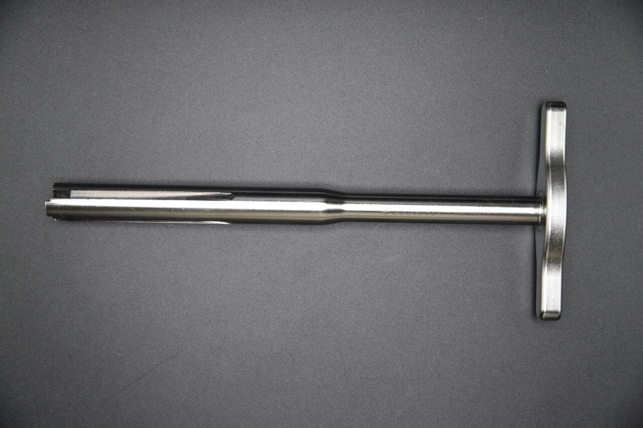 SYNTHES 358.696 Spiral Blade Inserter, For Titanium Humeral Nails — photo 1
