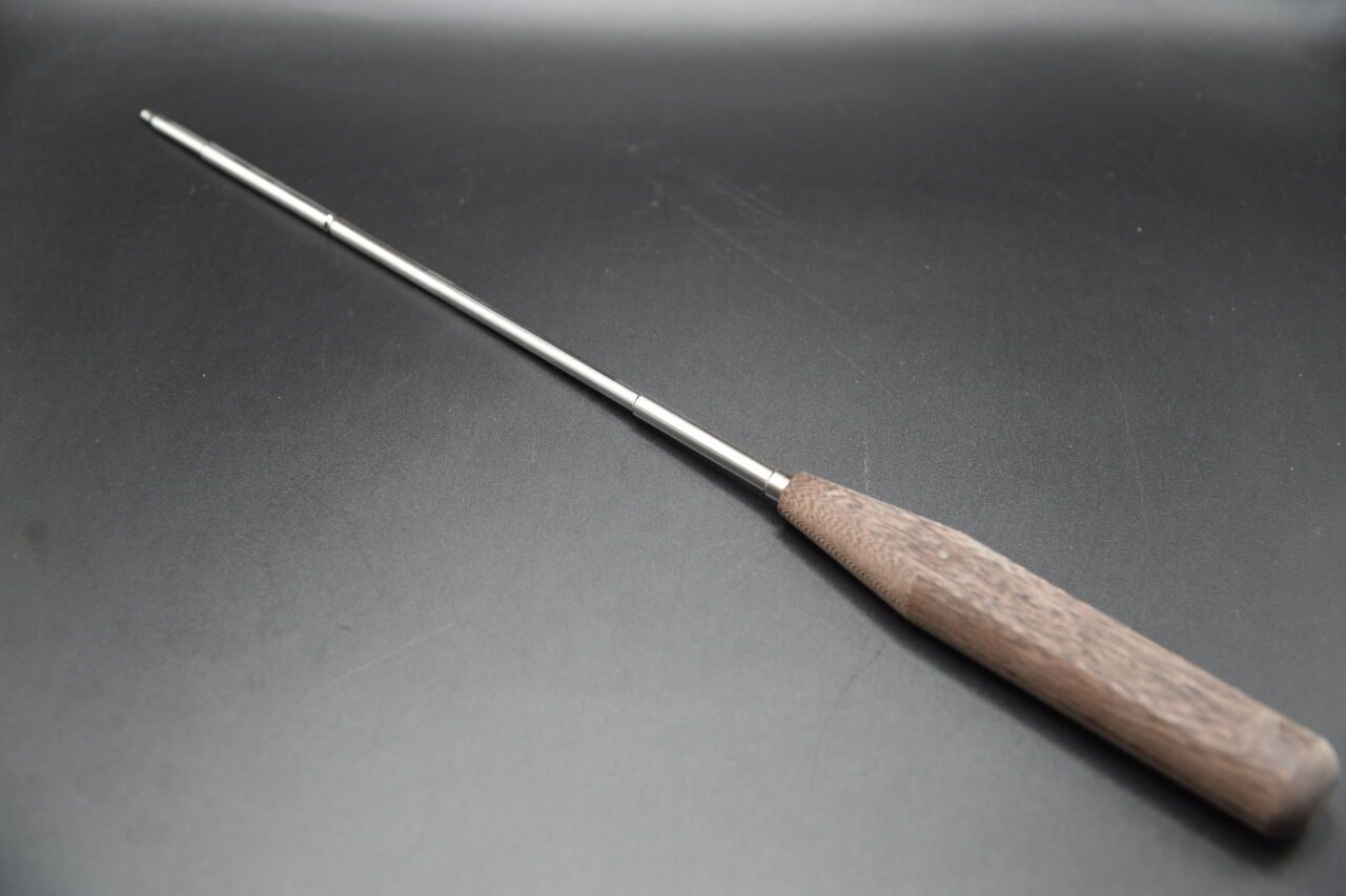 SYNTHES 388.31 Long Small Hex Driver — photo 3