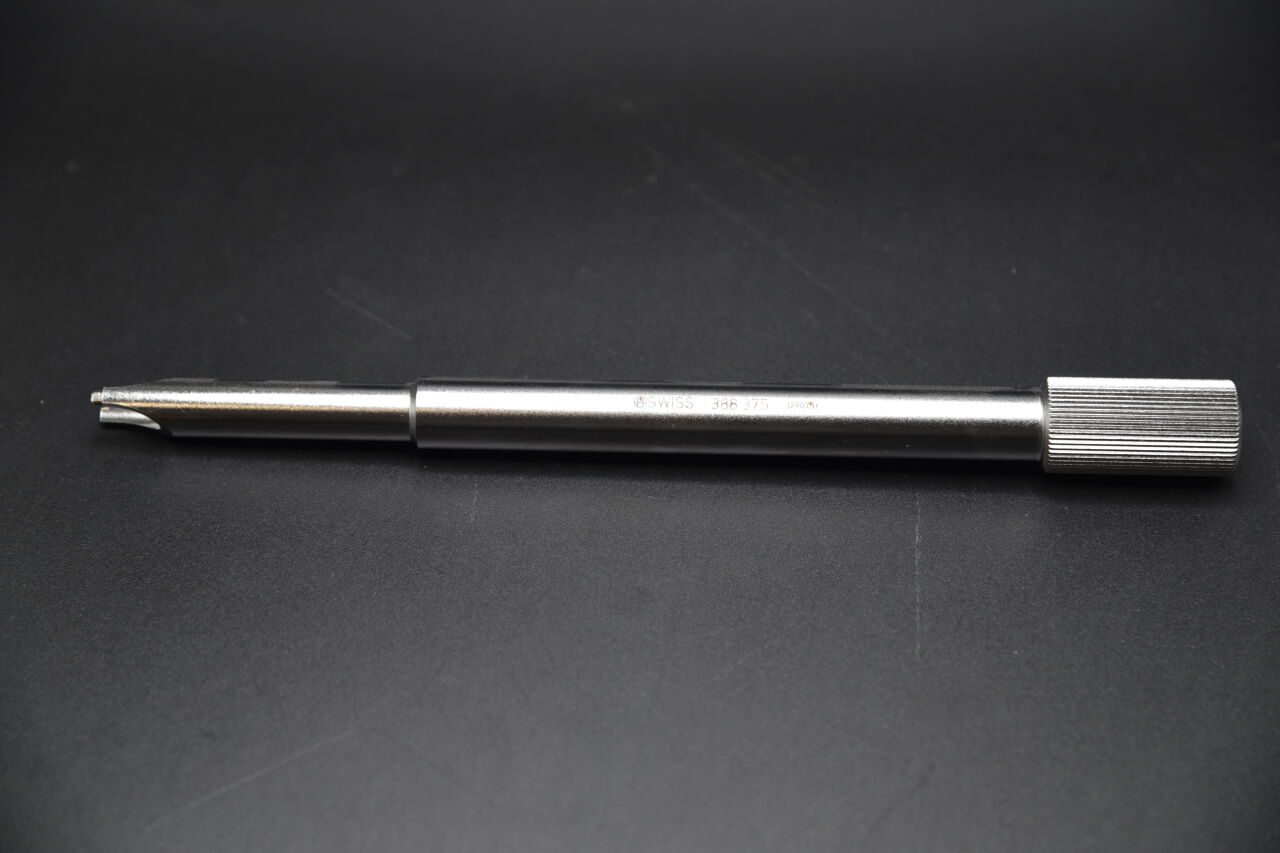 SYNTHES 388.375 Driver For Click X Locking Cap — photo 4