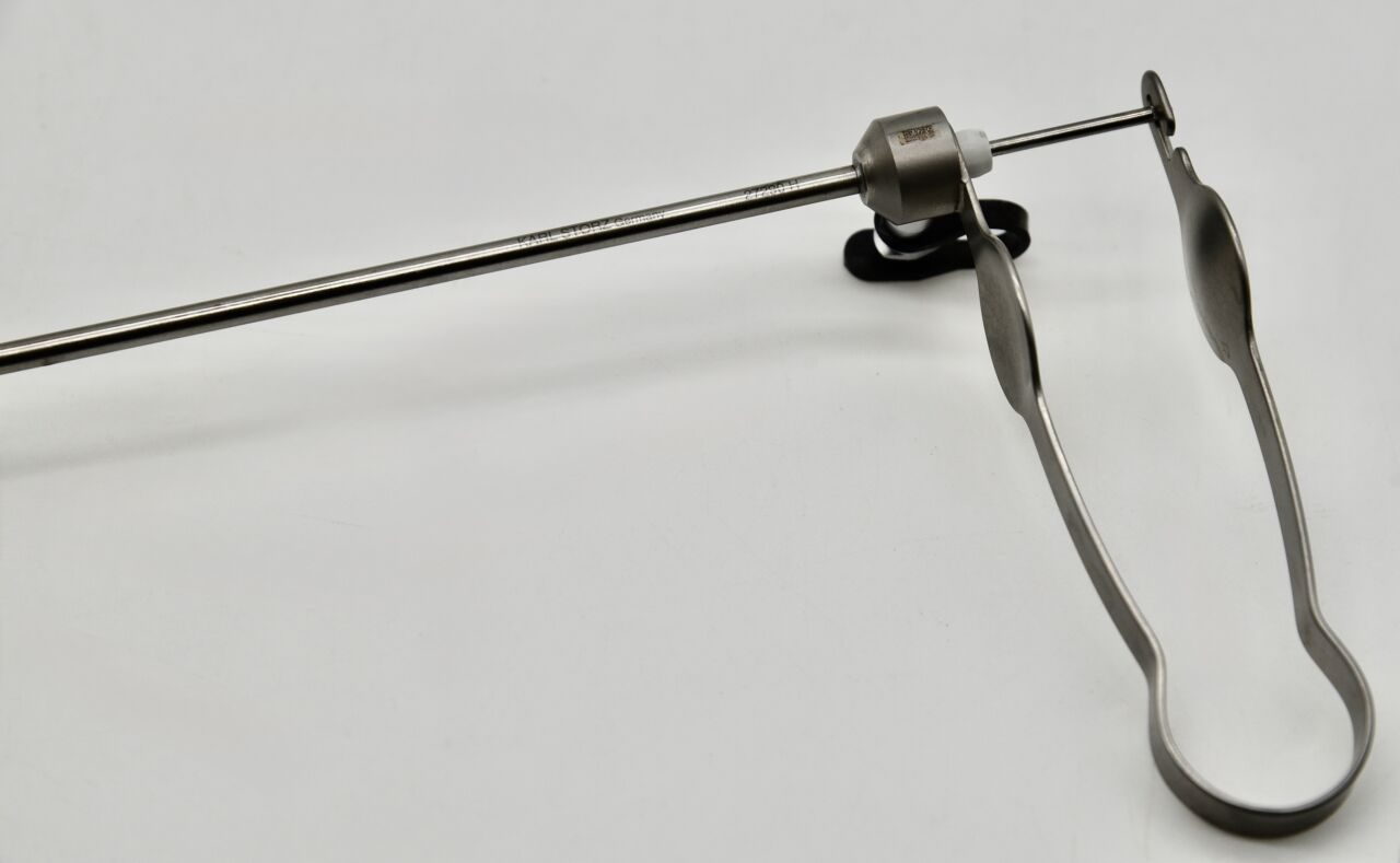 KARL STORZ 27290H Retractable, 3 Prong, Stone Grasping Forceps, 10.5FR — photo 4