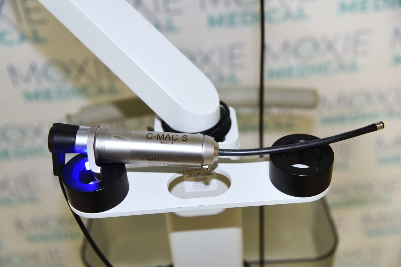 KARL STORZ 8403ZX, 8402XS Imager C-MAC 8403ZX Video Laryngoscope + 8402XS Imager + 9700VIP cart — photo 6