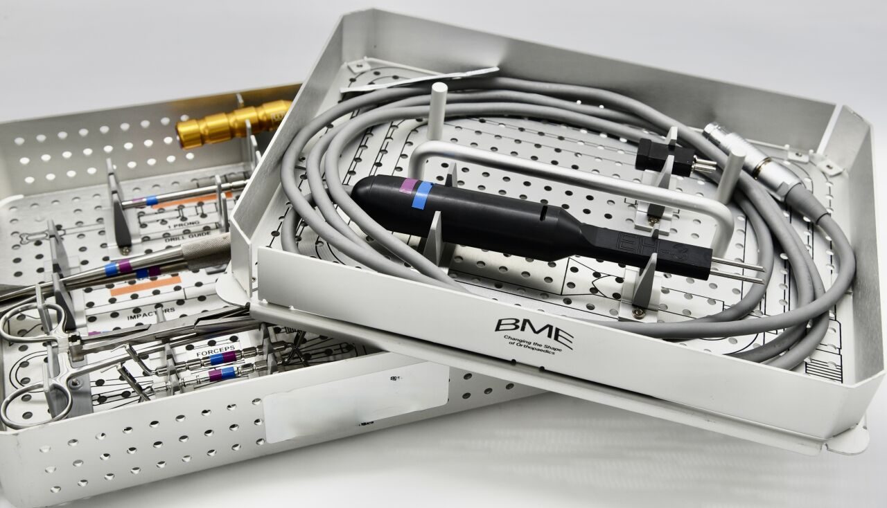 BME EH-3 Surgical Orthopedic OSStaple OSSplate Instrument Set — photo 1