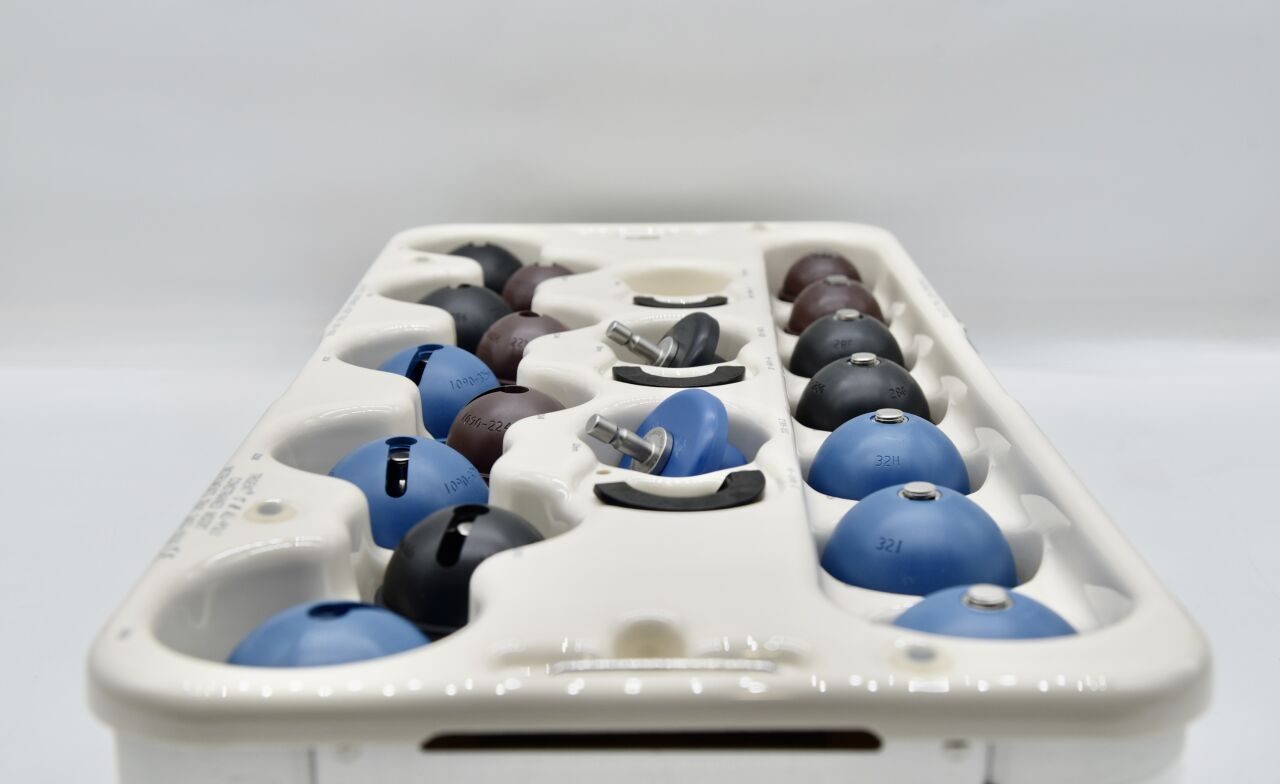 STRYKER 2402-3020, 1090-2852, 1090-2244, 2199-2028, 2199-2032, 2270-22D, 2270-28F, 2270-32H Trident Constrained Acetabular Insert Instruments Tray, All-Poly Constrained Insert Trials — photo 2