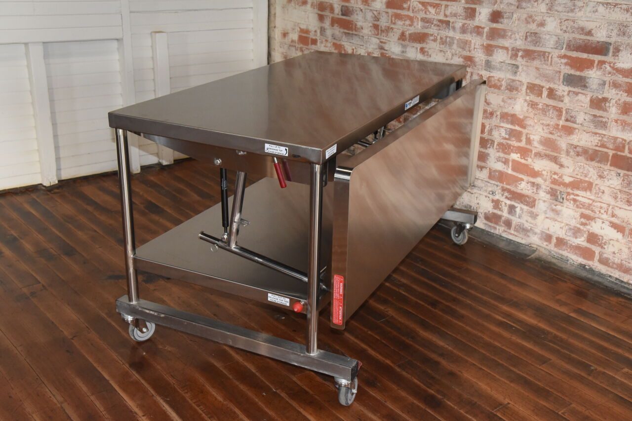 PEDIGO CDS-3060 Space Station Central Supply Work Table — photo 5