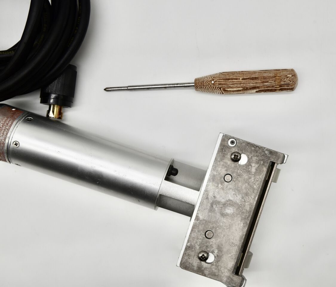 INTEGRA MODELB Padgett Electro Dermatome Model B and Dermatome Blades — photo 6