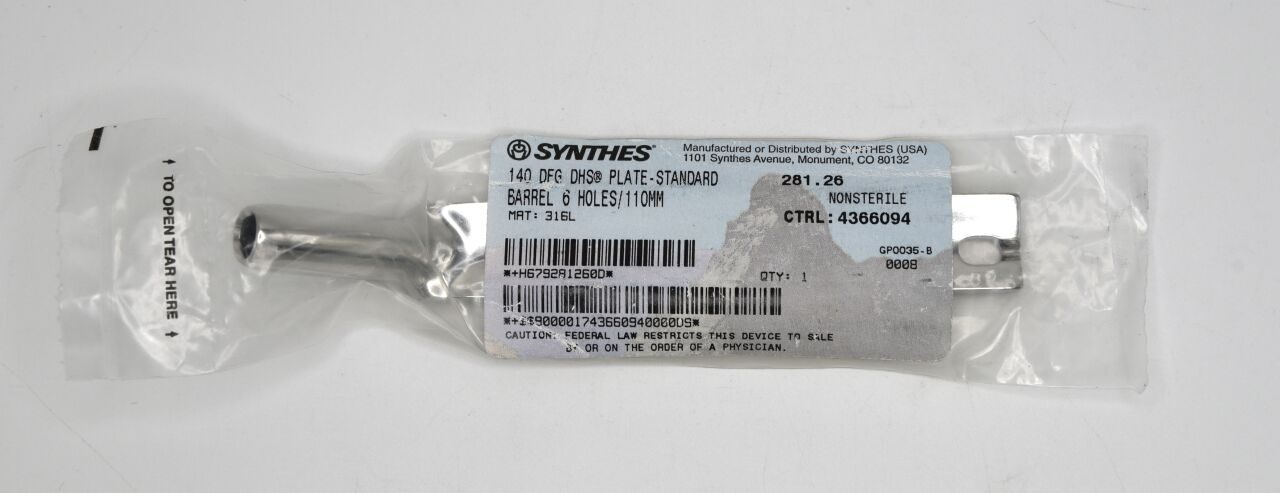 SYNTHES 281.26  DHS Plate, 6 Holes, Stainless Steel, 140° Angle, 110 mm Shaft Length — photo 1