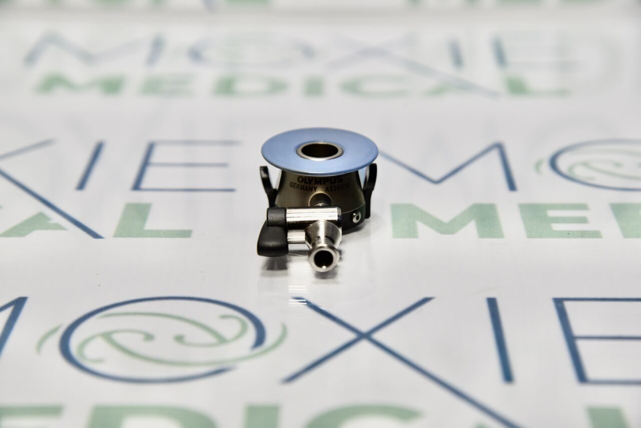 OLYMPUS A22051A UROLOGY SHEATH MOUNT — photo 2