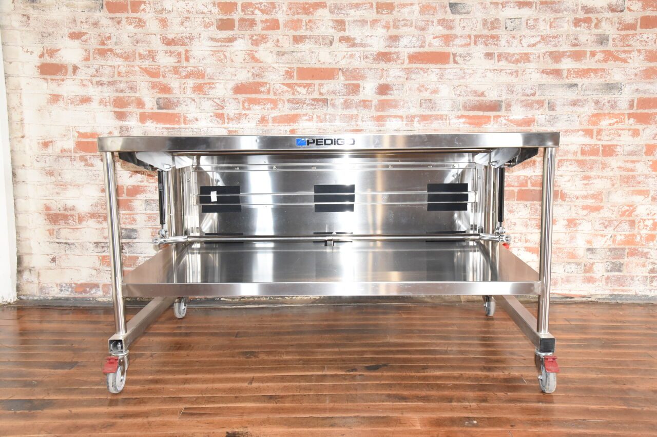PEDIGO CDS-3060 Space Station Central Supply Work Table — photo 4