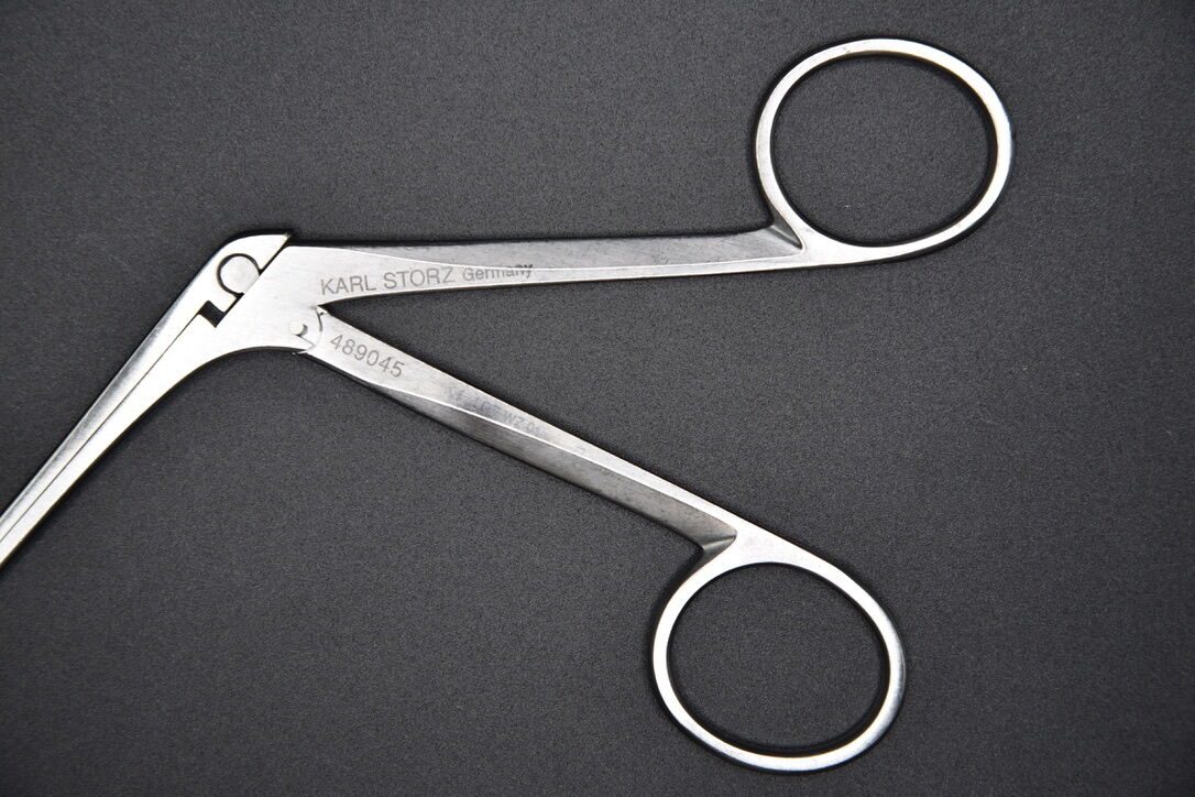 SYMMETRY 489045 Karl Storz Ferris-smith Nasal Forceps With Serrated Jaws WL 11cm — photo 2