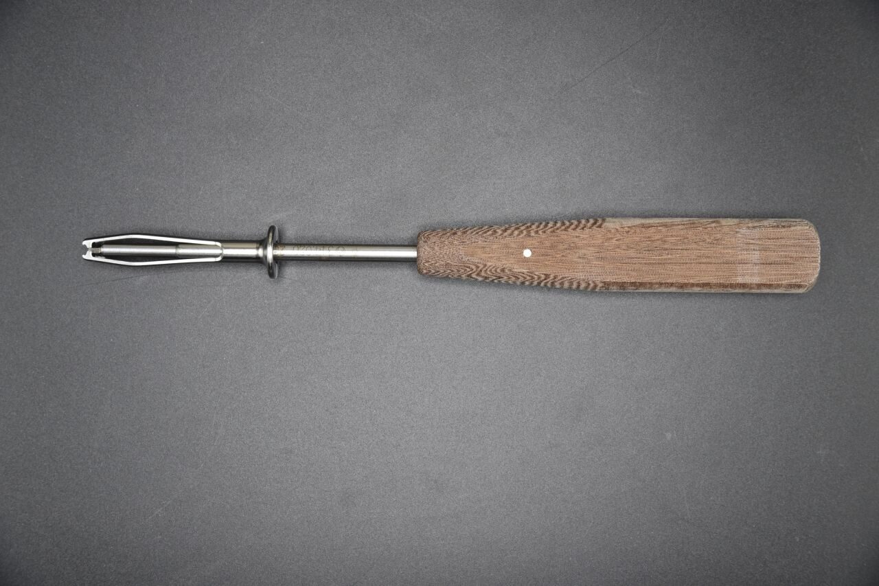 SYNTHES 314.02 SMALL HEXAGONAL SCREWDRIVER WITH HOLDING SLEEVE — photo 1