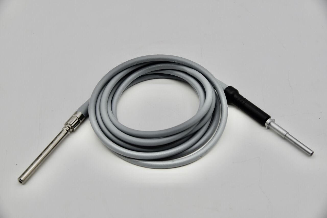 KARL STORZ 22260131 NTSC. 495 DC 22260131 NTSC Image 1 D1 Camera Head and 495 DC Light Fiber Optic Cable — photo 3
