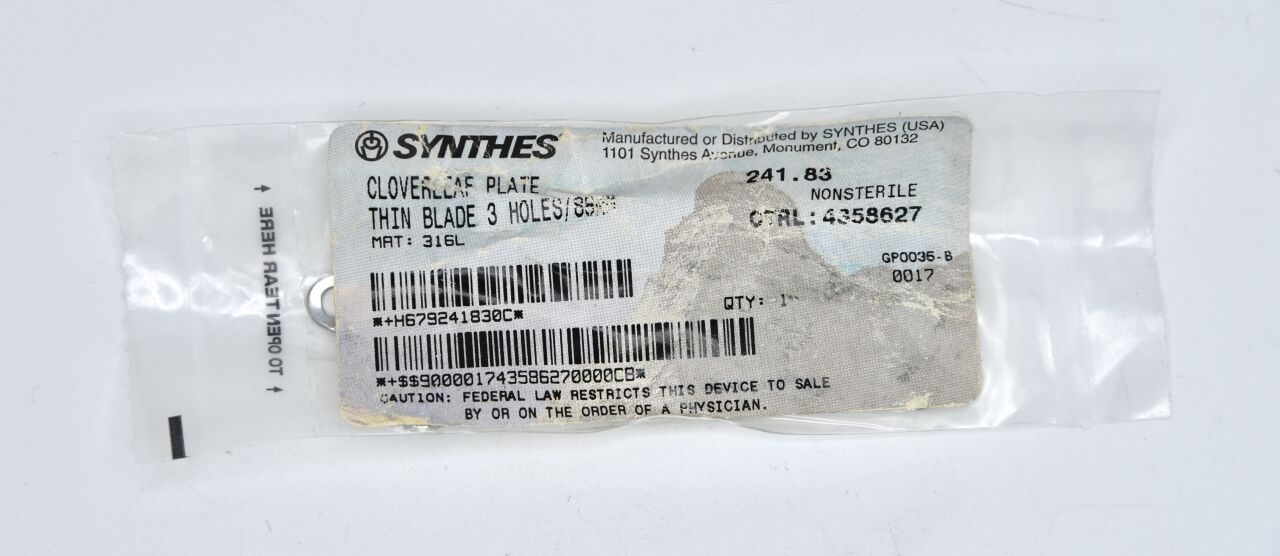 SYNTHES 241.83 3.5mm Thin Blade Cloverleaf Plate 88 L x 15mm W 3 Shaft Holes — photo 1