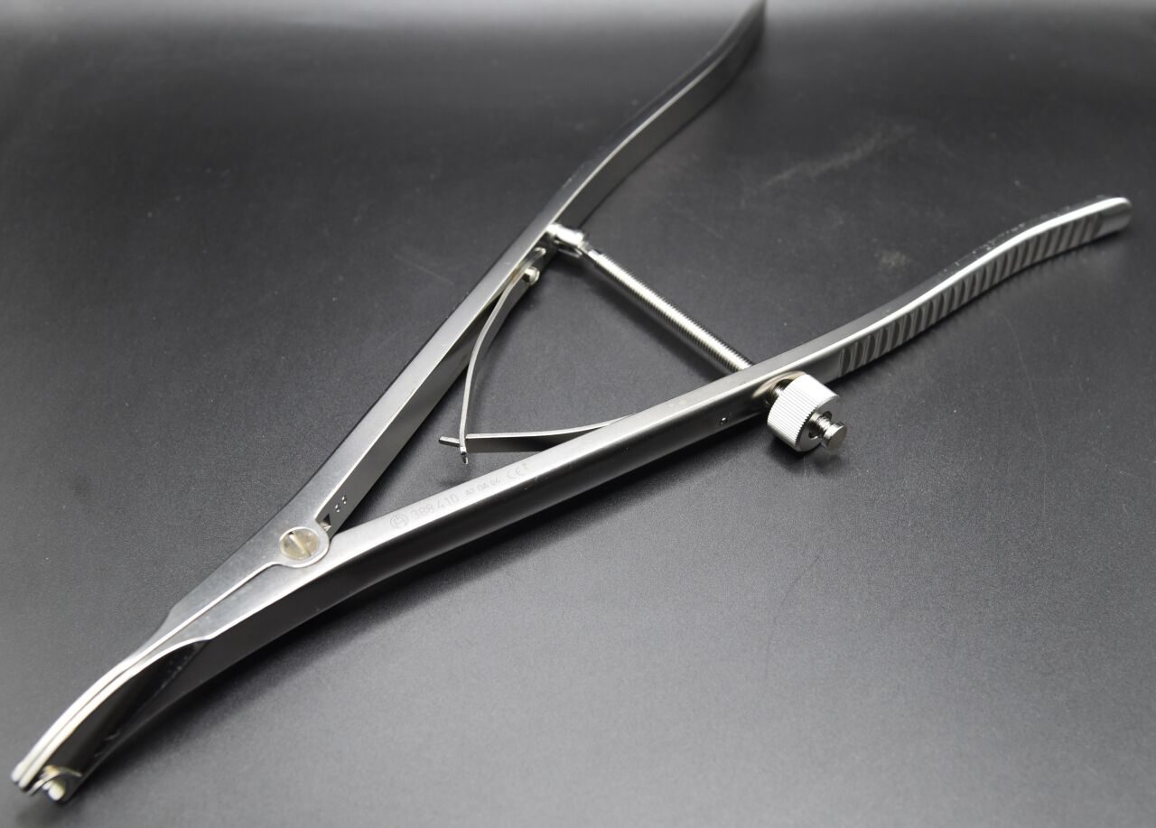SYNTHES 388.410 SPREADER GRASPERS — photo 1