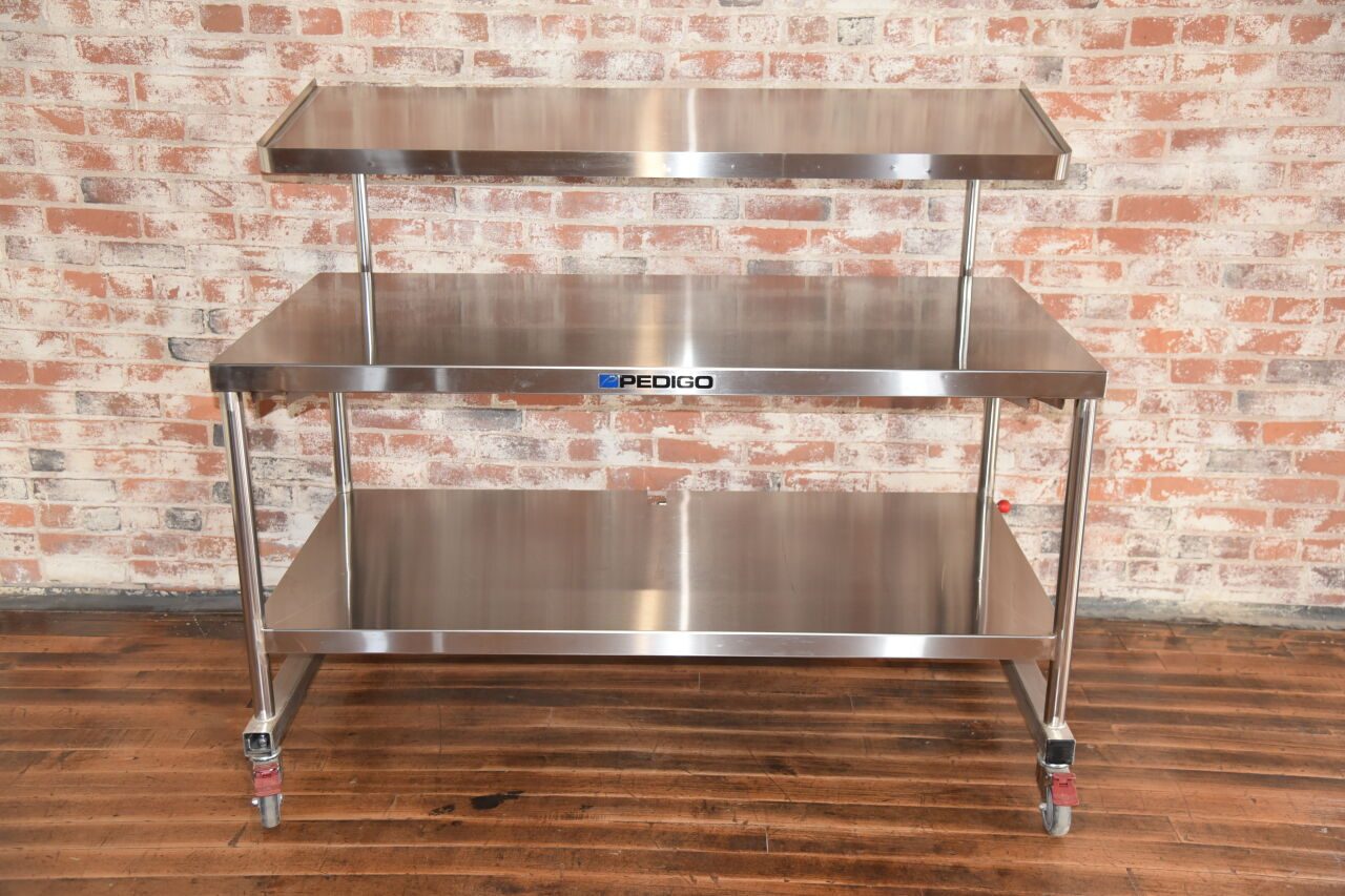 PEDIGO CDS-3060 Space Station Central Supply Work Table — photo 1