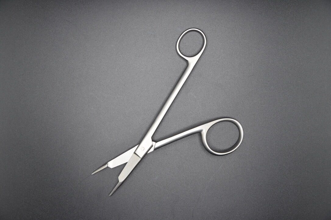 AESCULAP BM299R GILLIES NEEDLE HOLDER, SCISSORS SERRATED 160MM — photo 4
