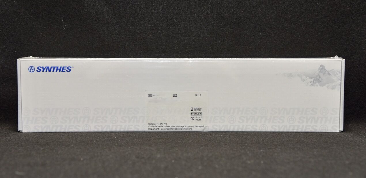 SYNTHES 474.044S 10MM TI CANNULATED FEMORAL NAIL 440MM - STERILE — photo 1