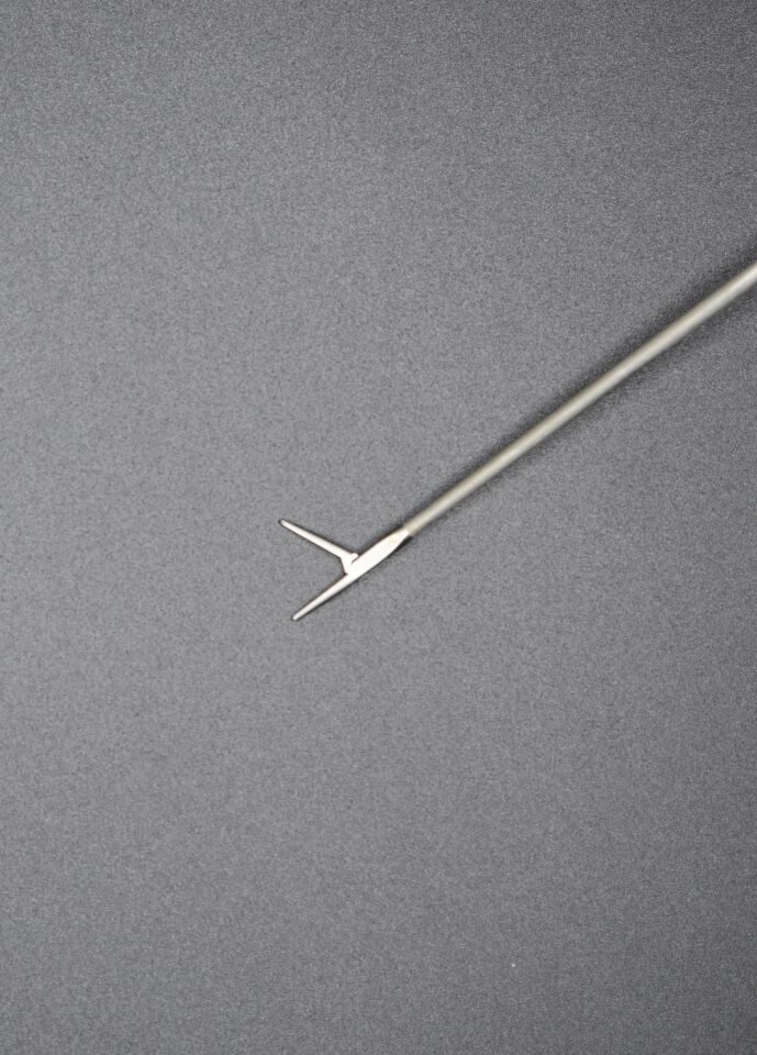 KARL STORZ 8593A Surgical 23cm Straight Kleinsasser Grasping Forceps — photo 3