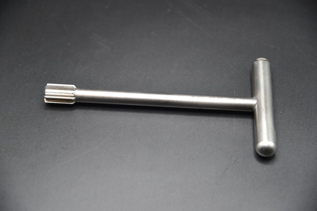SYNTHES 388.355 REAMER FOR CLICK'X PEDICLE SCREWS — photo 4