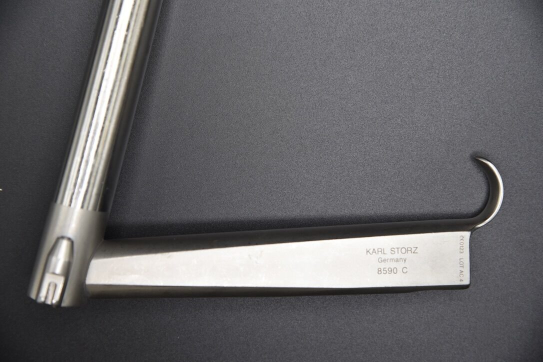 KARL STORZ 8590C Kleinsasser Laryngoscope, Medium Adult — photo 2