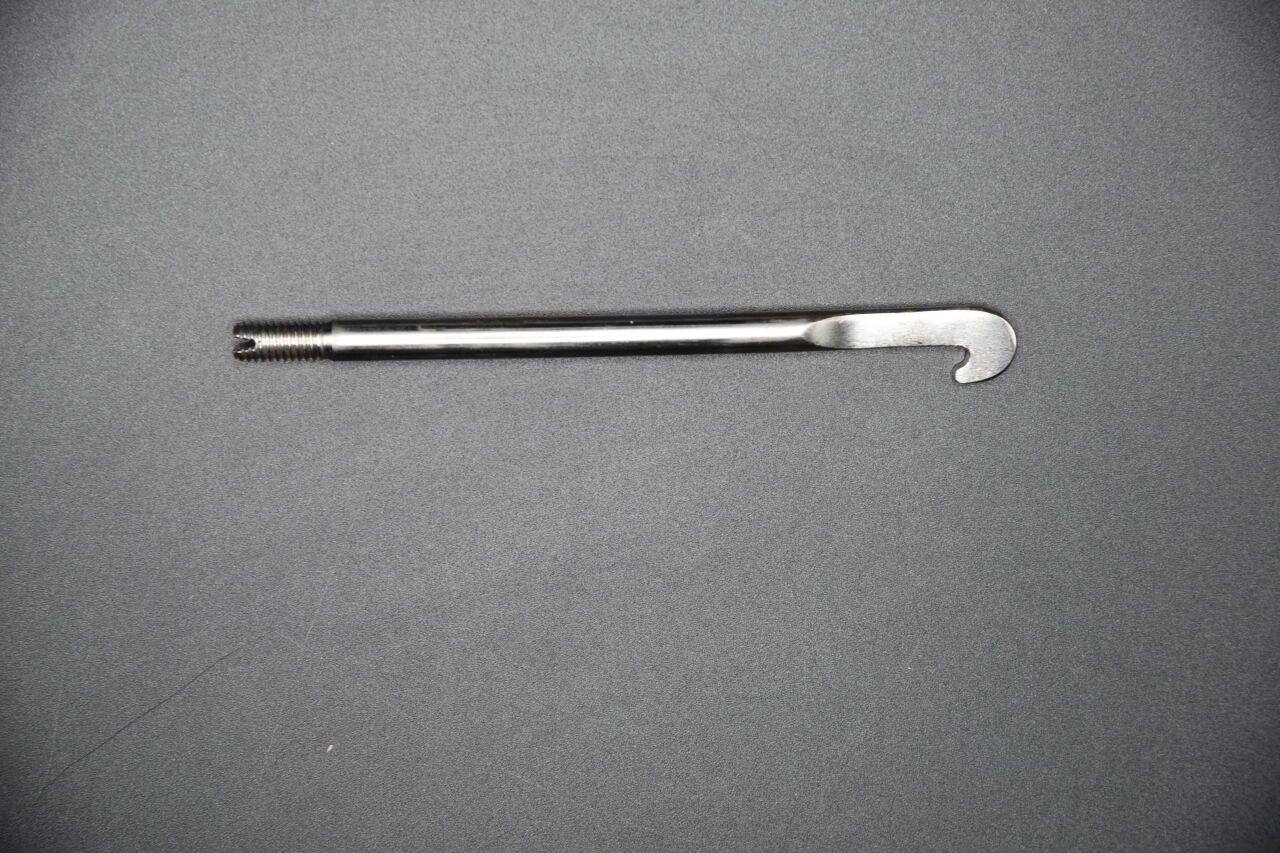 SYNTHES 355.360 EXTRACTION HOOK, THREADED, FOR 11 MM DIA AND LARGE NAILS — photo 1
