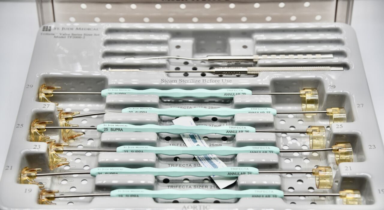 ST JUDE TF2000-2 MEDICAL TRIFECTA VALVE SERIES SIZER SET — photo 2