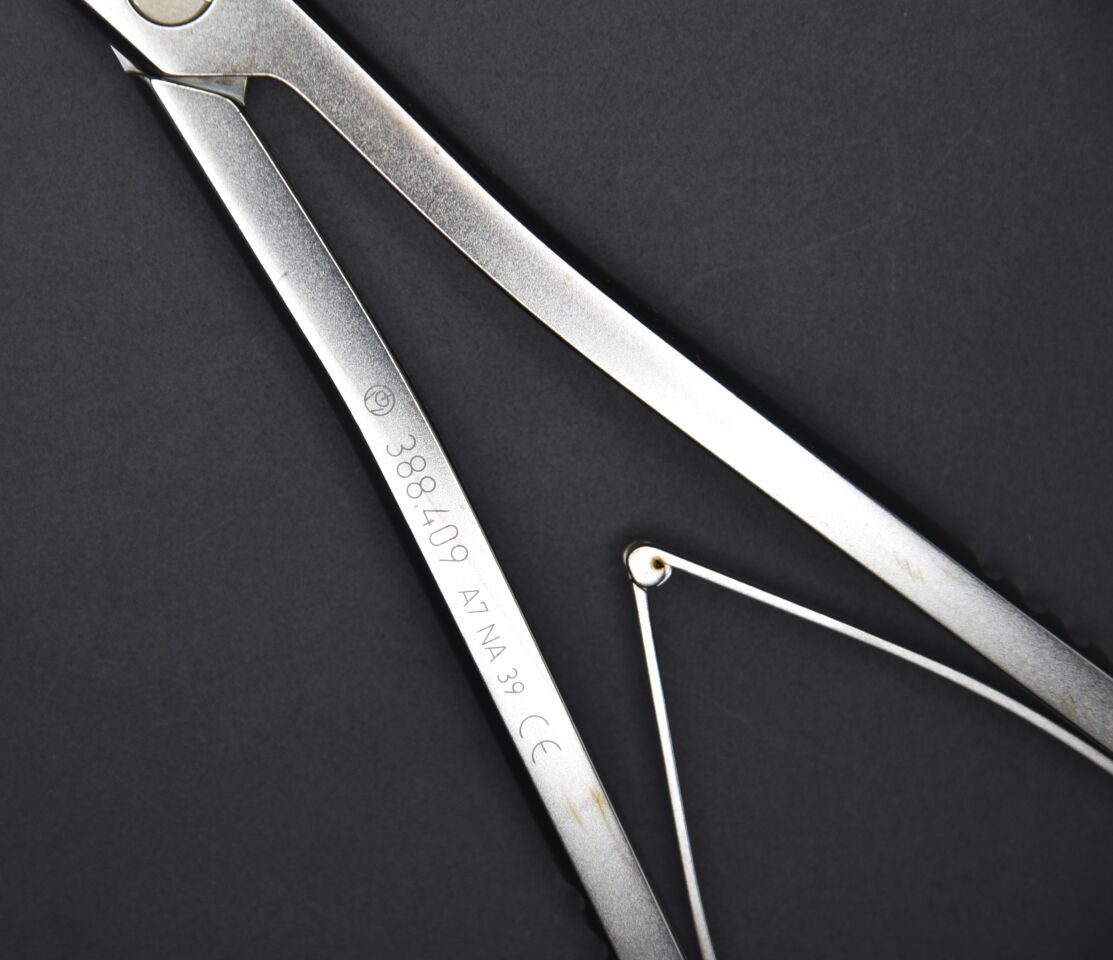 SYNTHES 388.409 6mm Rod Holding Forceps w/ Narrow Jaws, ClickX, Reference — photo 4