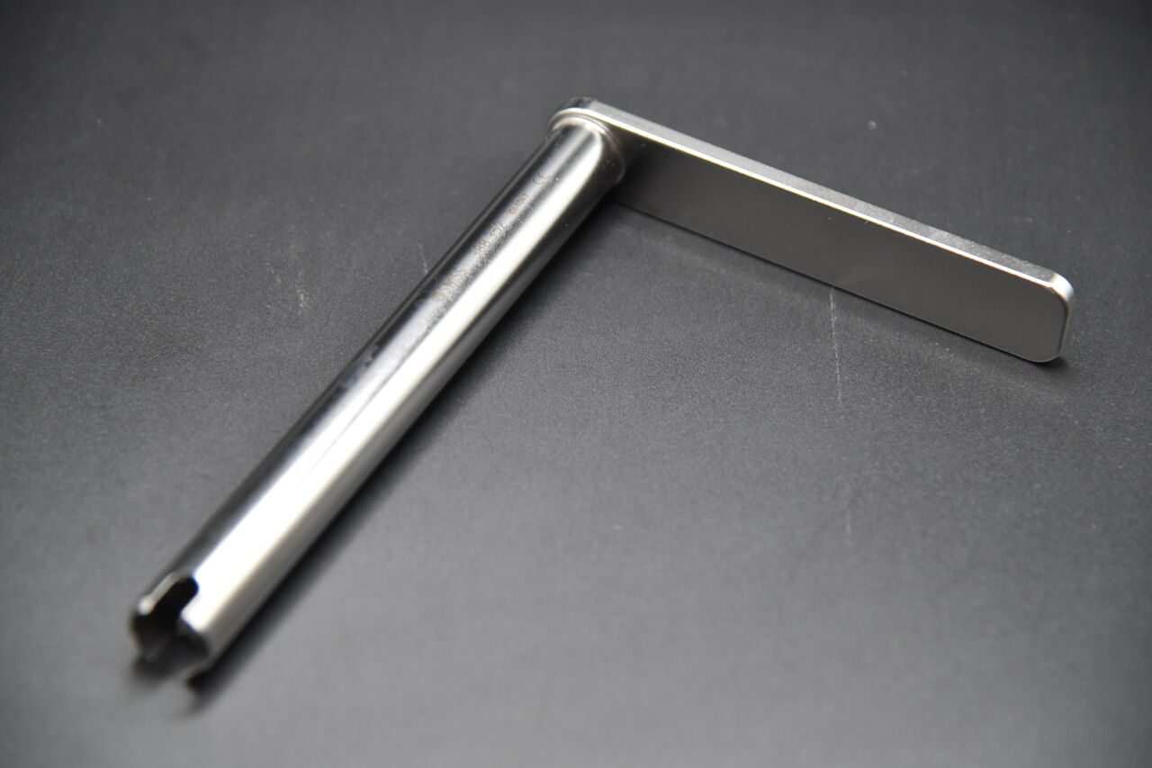 SYNTHES 388.352 Rod Pusher — photo 3